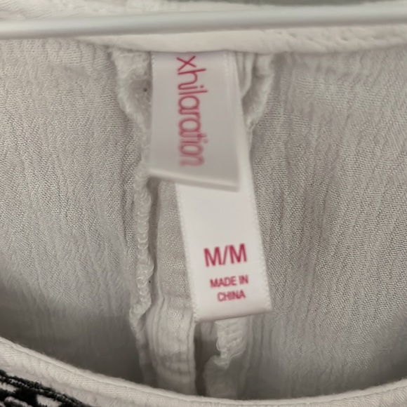 Super cute xhilaration crop top in medium - Picture 2 of 10